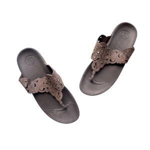 FitFlop Flora Brown Bronze Filigree Pattern Laser Cut Comfort Flip Flop Sandals